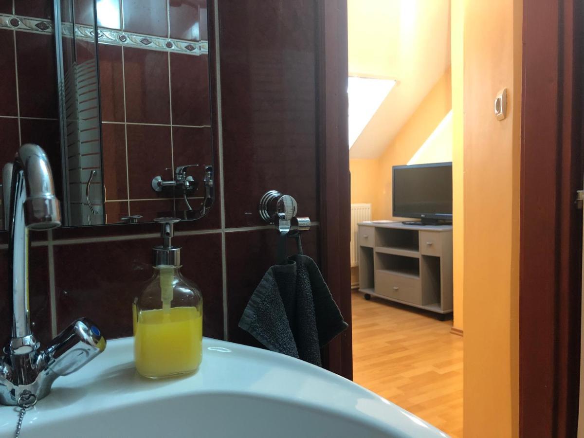 Hotel Gyongy Panzio Velence Zewnętrze zdjęcie